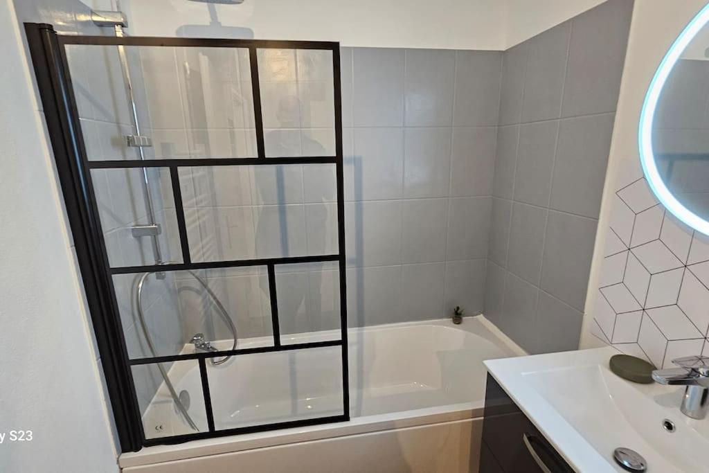 Appartement Calme ليفين المظهر الخارجي الصورة